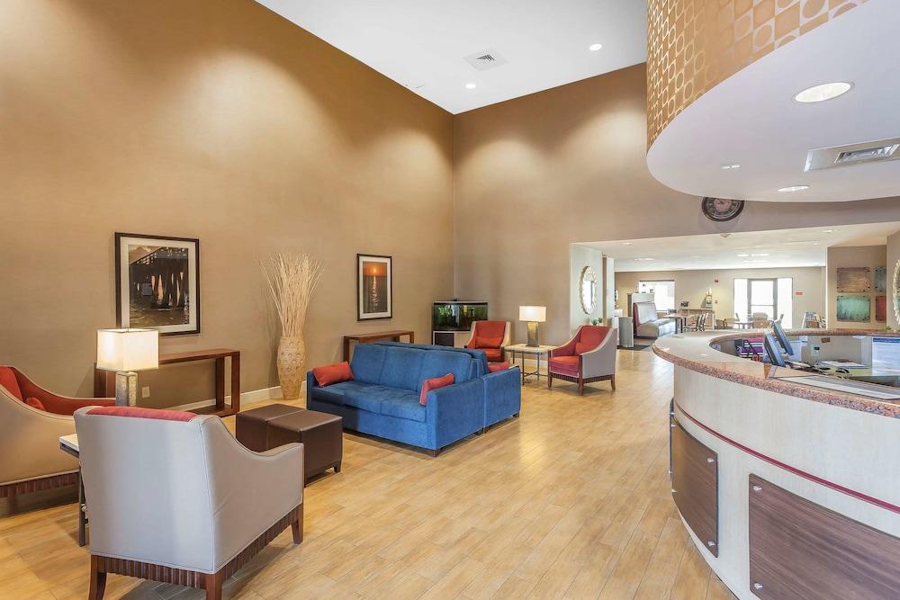 Comfort Suites Suffolk - Chesapeake מראה חיצוני תמונה