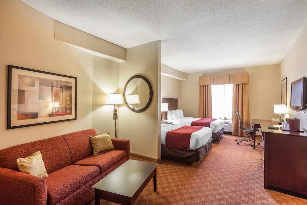 Comfort Suites Suffolk - Chesapeake מראה חיצוני תמונה