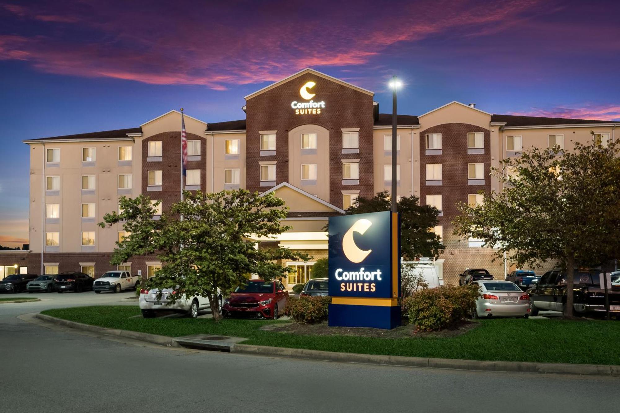 Comfort Suites Suffolk - Chesapeake מראה חיצוני תמונה